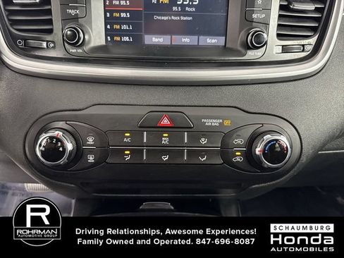 Used 2020 Kia Sorento LX AWD/4WD image 9