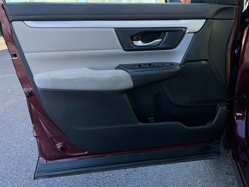 Used 2018 Honda CR-V LX image 22