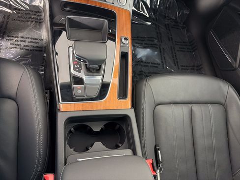 Certified 2021 Audi Q5 2.0T Premium Plus AWD/4WD image 29