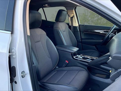 Used 2022 Buick Envision Preferred w/ Safety Package image 7