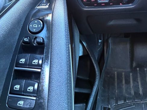 Used 2020 BMW X5 xDrive40i w/ Convenience Package image 30