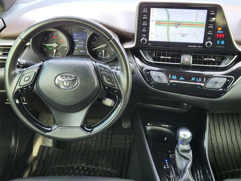 Used 2019 Toyota C-HR Limited image 29