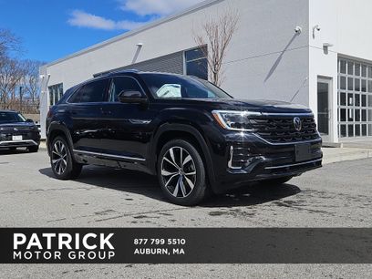 New 2026 Volkswagen Atlas Cross Sport SEL Premium R-Line