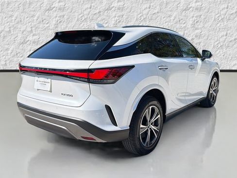 Used 2025 Lexus RX 350 Premium image 3