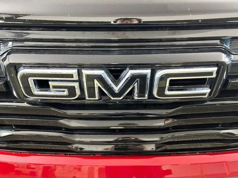 Used 2026 GMC Terrain Elevation w/ Elevation Premium Package AWD/4WD image 9