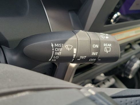 New 2026 Toyota 4Runner SR5 AWD/4WD image 12