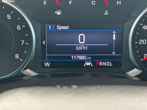 Used 2020 Chevrolet Equinox LT image 28