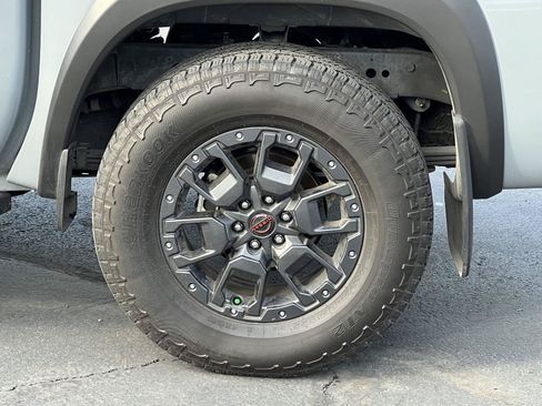 Used 2024 Nissan Frontier PRO-4X w/ Pro Premium Package AWD/4WD image 14
