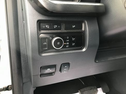 Certified 2024 Ford F350 Lariat w/ Lariat Ultimate Package image 8