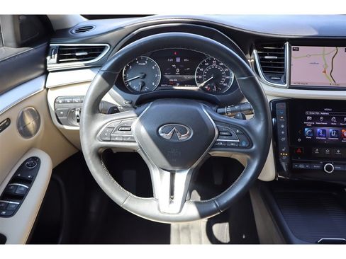 Used 2020 INFINITI QX50 Sensory w/ Proactive Package AWD/4WD image 10