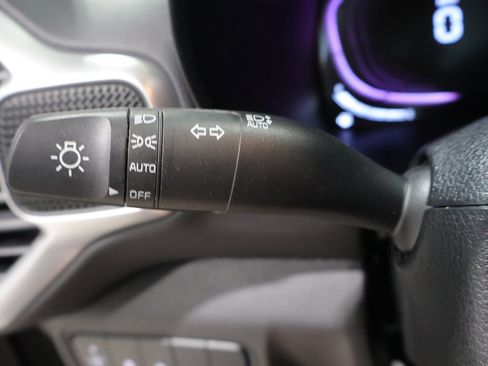 Used 2024 Kia Soul LX w/ Option Group 015 FWD image 31