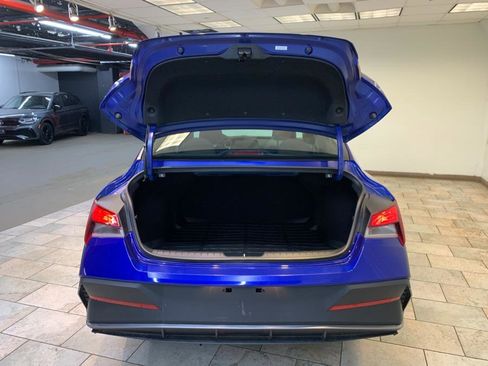 Used 2024 Hyundai Elantra SEL image 37