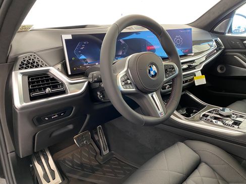 New 2026 BMW X5 M60i w/ Executive Package image 4