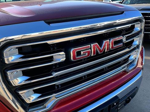 Used 2021 GMC Sierra 1500 SLT image 37