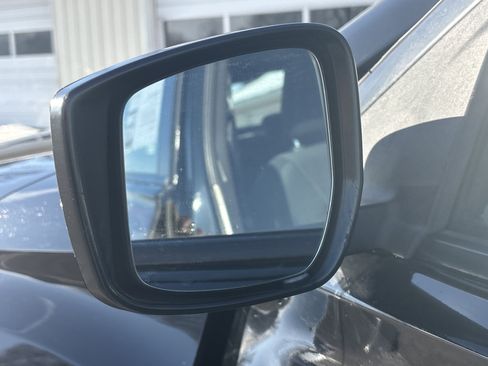 Used 2020 Nissan Kicks SV image 13