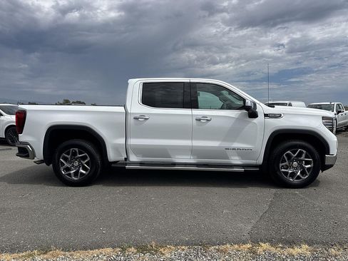 New 2026 GMC Sierra 1500 SLT w/ SLT Premium Plus Package RWD image 3