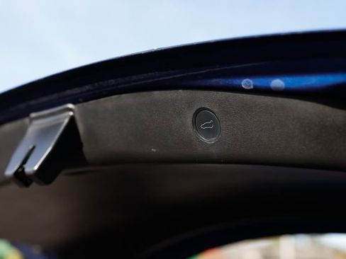 Used 2022 Tesla Model 3 Standard Range image 47