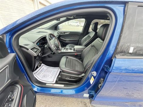 Used 2023 Ford Edge ST-Line image 11