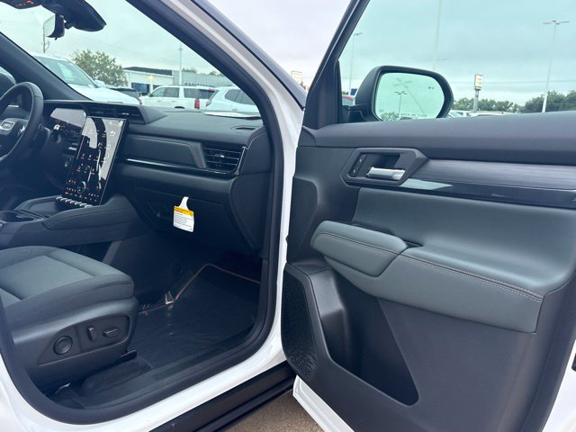 New 2027 GMC Terrain AT4 w/ Convenience Package III AWD/4WD image 42