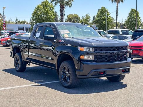 Used 2019 Chevrolet Silverado 1500 Custom Trail Boss w/ Custom Convenience Package AWD/4WD image 5