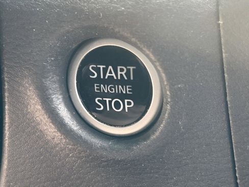 Used 2023 Nissan Frontier SV w/ SV Convenience Package image 10