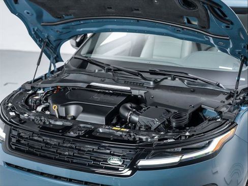 New 2026 Land Rover Range Rover Evoque S image 9