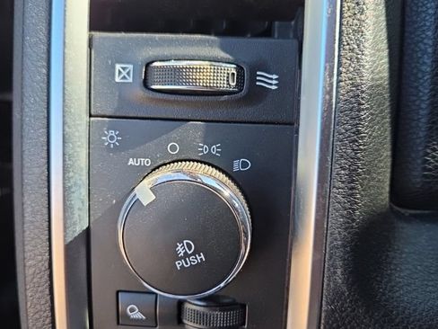 Used 2016 RAM 1500 Limited AWD/4WD image 17