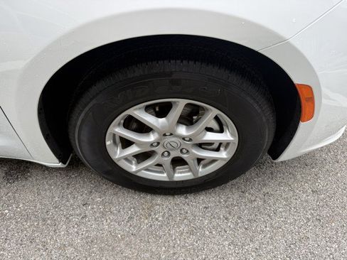 Used 2026 Chrysler Pacifica Select FWD image 16