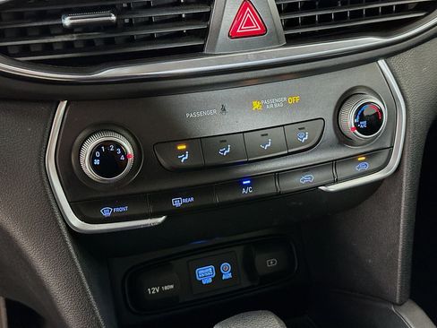 Used 2019 Hyundai Santa Fe SE FWD image 23
