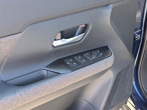 New 2026 Nissan Kicks SV image 16