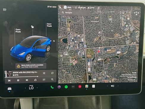 Used 2023 Tesla Model Y Long Range image 21