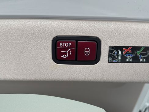 Certified 2022 Mercedes-Benz EQS 450+ Sedan image 14
