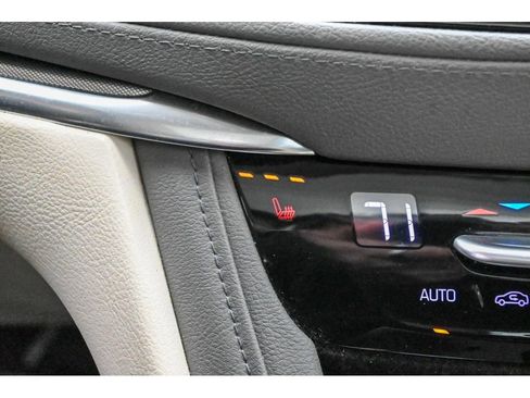 Used 2017 Cadillac XT5 Luxury w/ Driver Awareness Package image 43