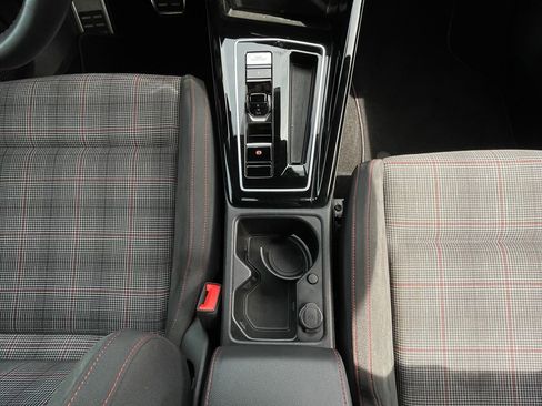 Used 2024 Volkswagen GTI S image 18