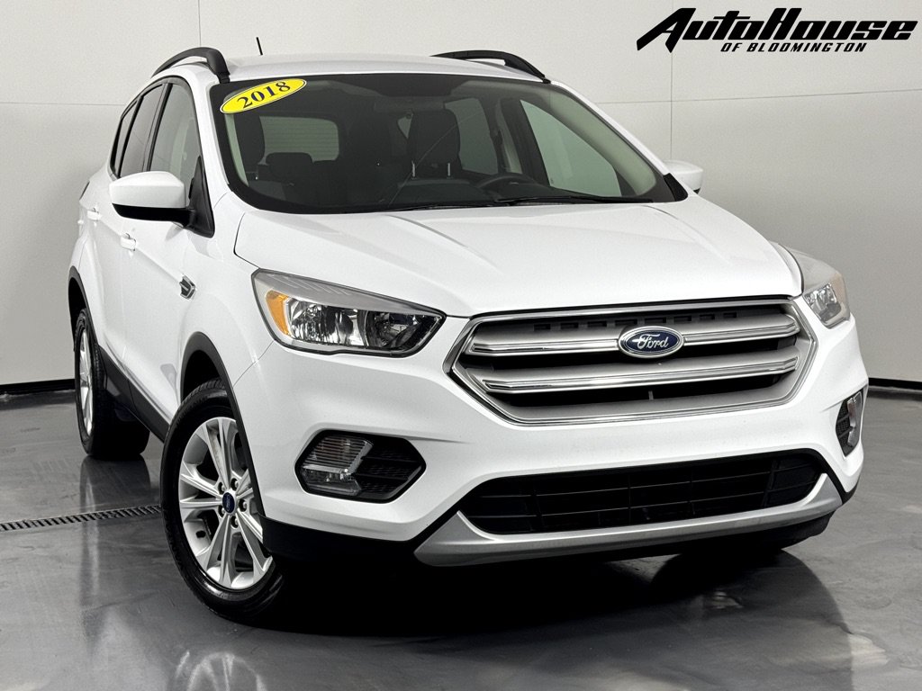 Used 2018 Ford Escape SE w/ SE Sync 3 Package FWD image 1