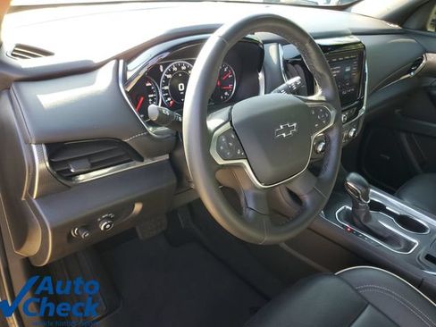 Used 2023 Chevrolet Traverse Premier w/ Redline Edition FWD image 20
