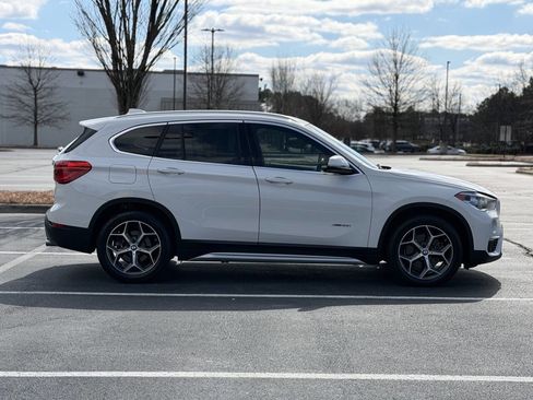 Used 2017 BMW X1 xDrive28i image 7