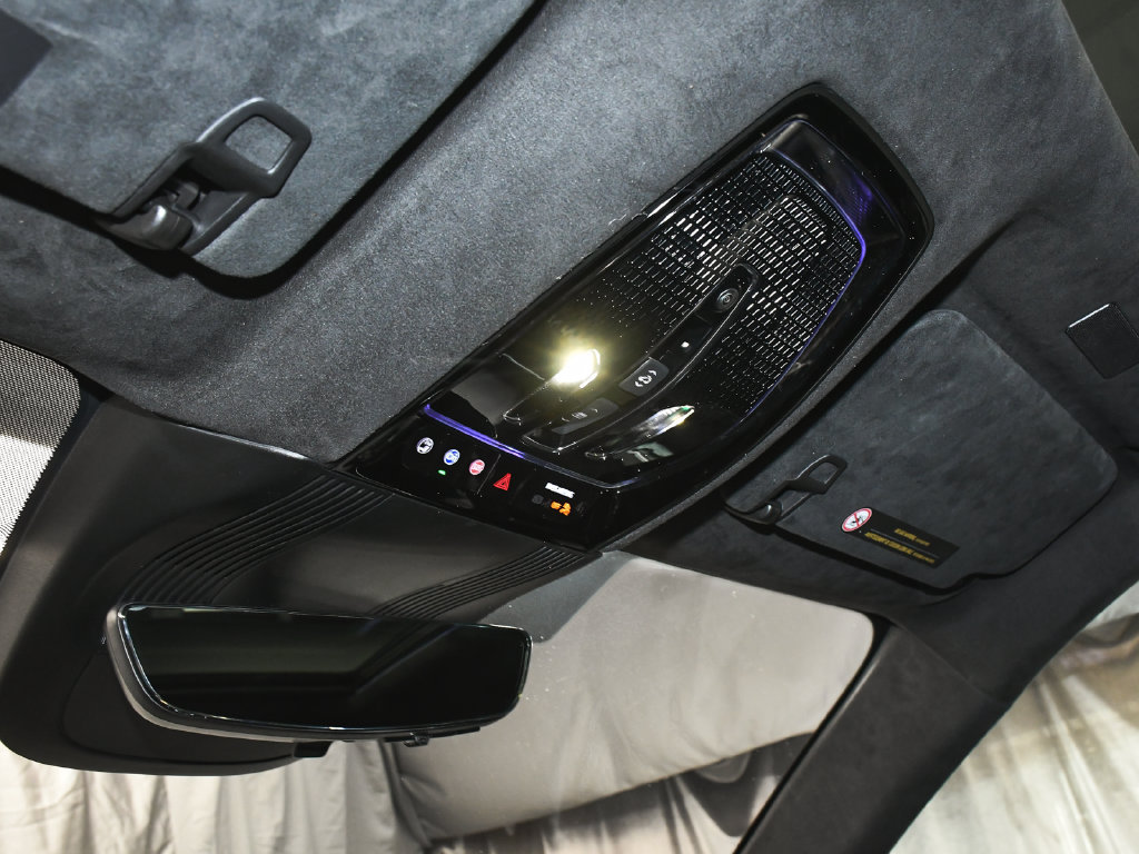 Used 2026 Cadillac Vistiq Platinum w/ LPO, Floor Liner Package AWD/4WD image 37