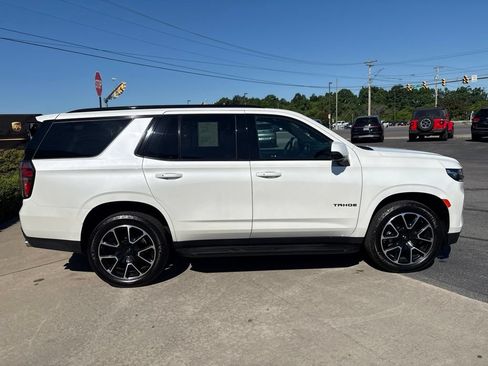 Used 2022 Chevrolet Tahoe RST w/ Sport Performance Package AWD/4WD image 5