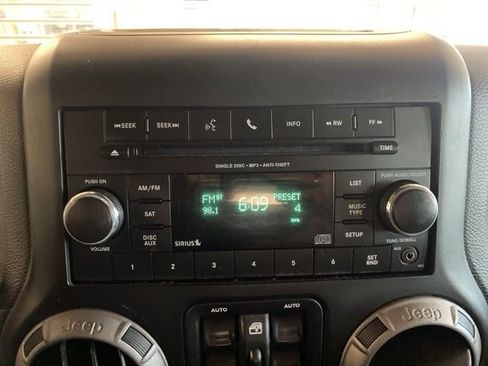 Used 2017 Jeep Wrangler Unlimited Sport w/ Quick Order Package 24S image 14