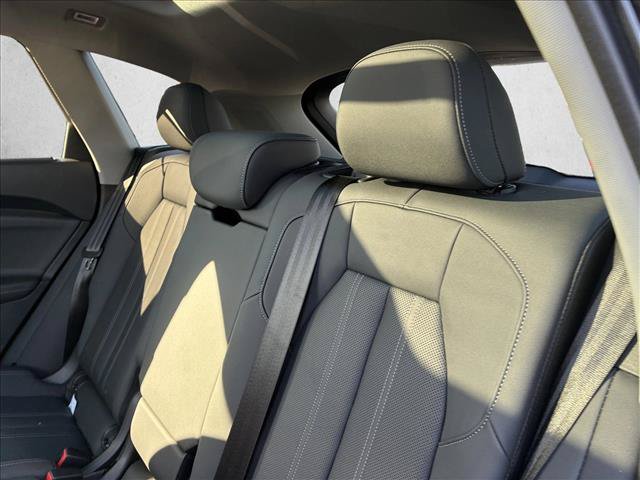 Used 2025 Audi Q5 Premium Plus w/ Premium Plus AWD/4WD image 14