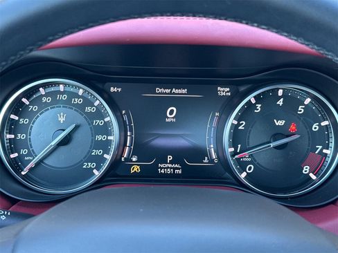 Used 2023 Maserati Ghibli Trofeo image 29