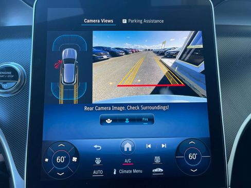 Used 2024 Mercedes-Benz GLC 300 image 17