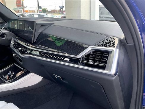 Used 2024 BMW X5 M60i w/ Climate Comfort Package AWD/4WD image 19