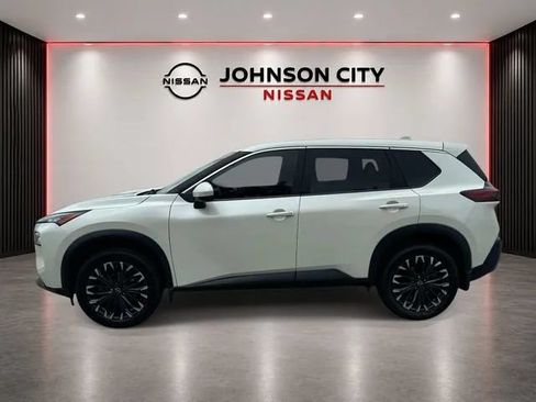 Used 2023 Nissan Rogue SV AWD/4WD image 8