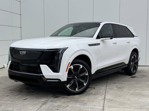 New 2025 Cadillac Escalade IQ Sport 2 w/ LPO, ONYX Package image 2