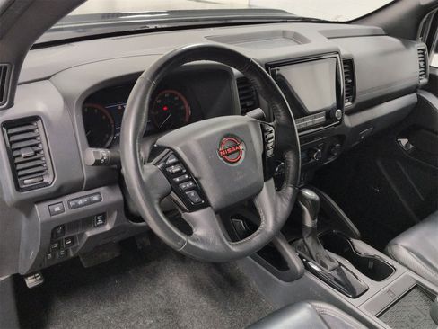 Used 2022 Nissan Frontier PRO-4X w/ Pro-4X Premium Package image 10