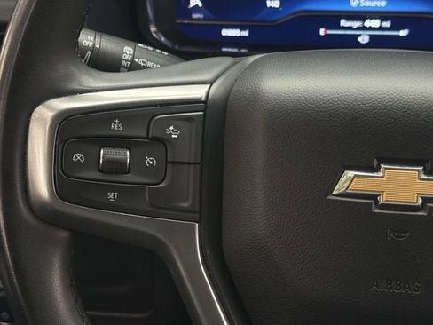 Used 2024 Chevrolet Suburban LT RWD image 14