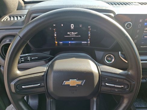 Used 2023 Chevrolet Colorado W/T RWD image 18