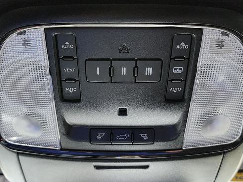 Used 2019 Jeep Grand Cherokee Trackhawk image 21